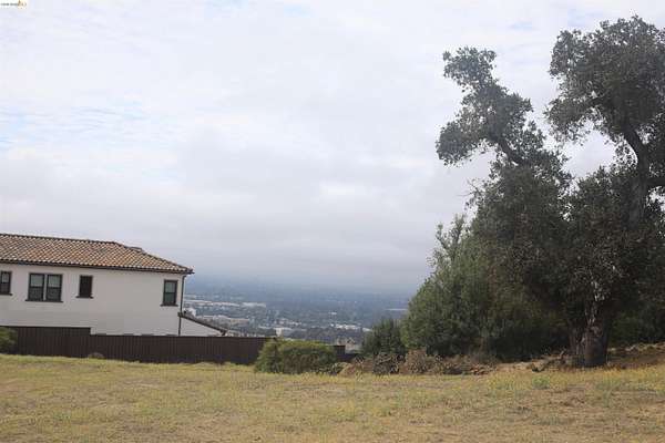 1.12 Acres of Residential Land for Sale in Santa Rosa, California