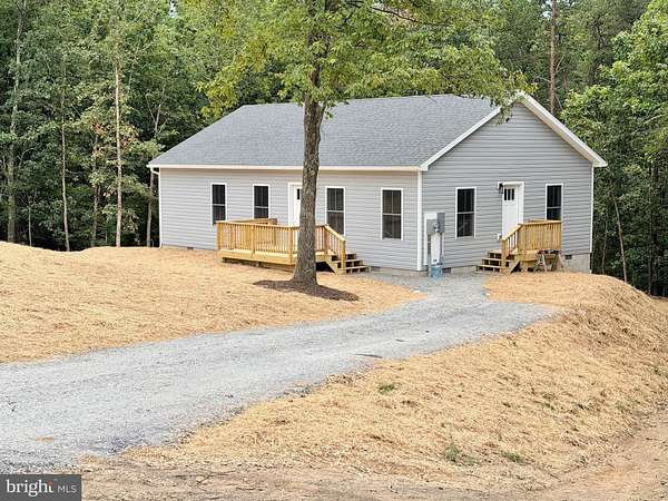 2 Acres of Land with Home for Sale in Berkeley Springs, West Virginia