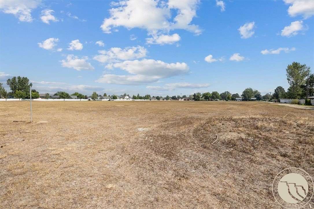 6 Acres of Land for Sale in Billings, Montana