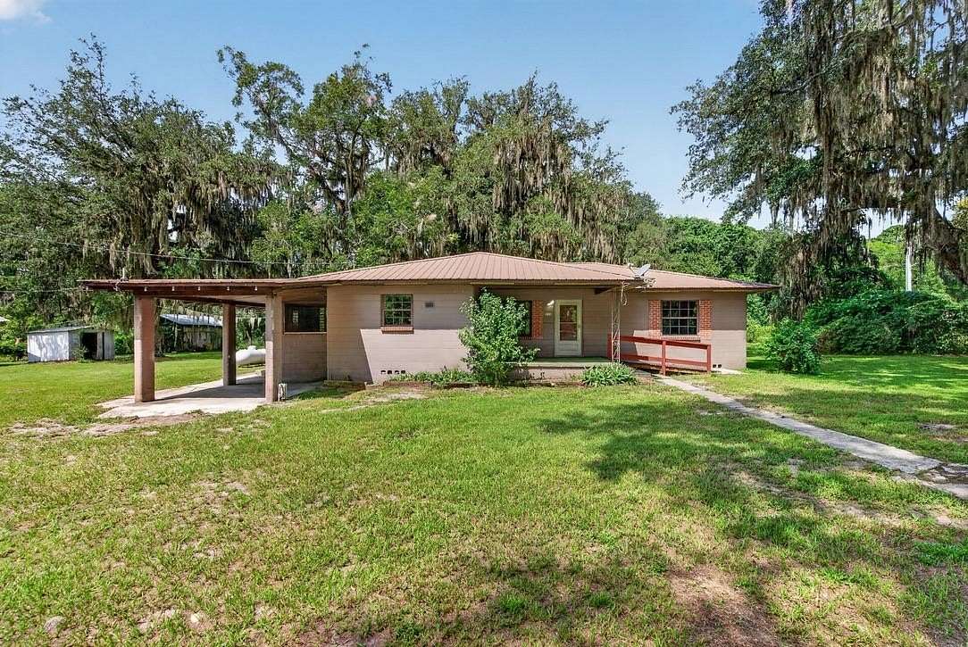 5 Acres of Land with Home for Sale in Palatka, Florida