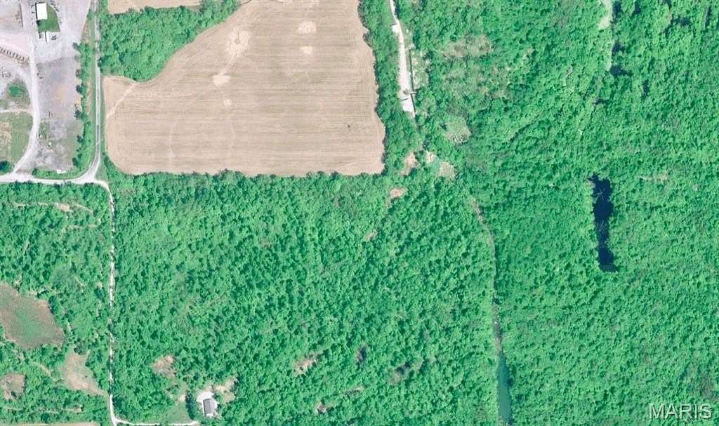2.74 Acres of Residential Land for Sale in Millstadt, Illinois