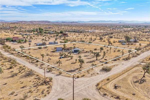 2.5 Acres of Improved Residential Land for Sale in Yucca Valley, California