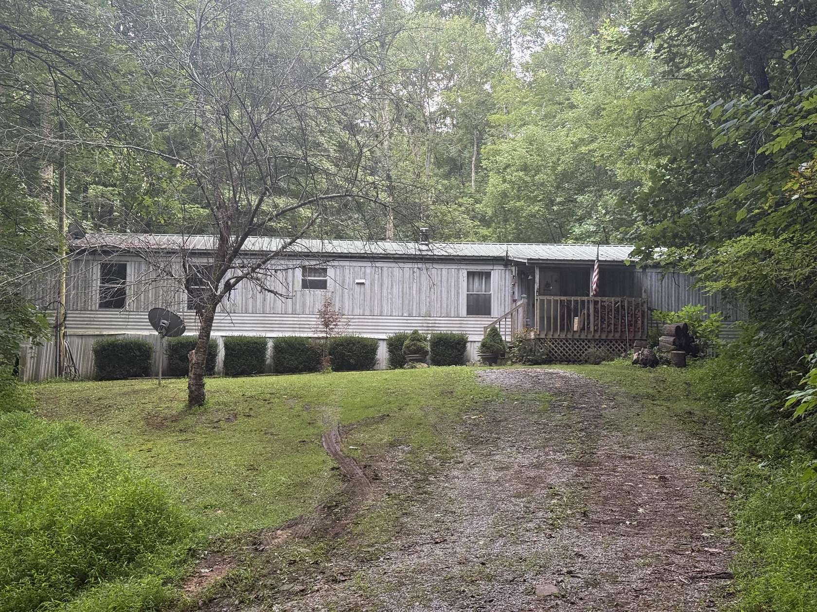 5 Acres of Land with Home for Sale in Sneedville, Tennessee