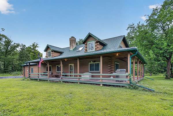 10 Acres of Land with Home for Sale in Custer Park, Illinois