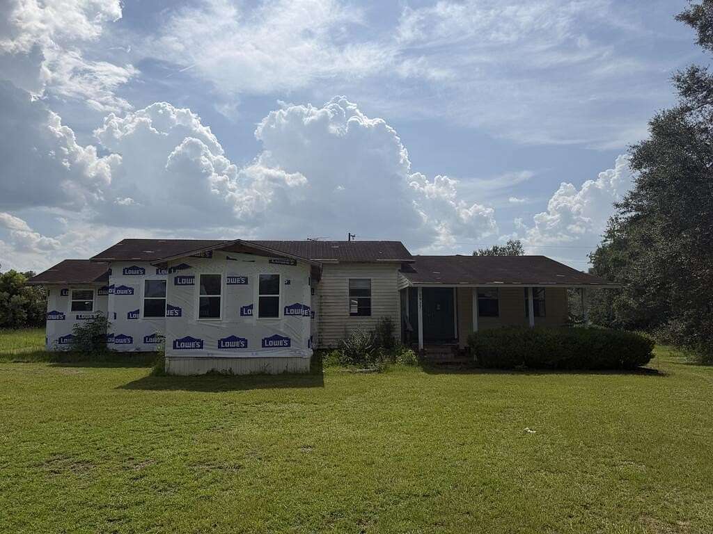 2.76 Acres of Land with Home for Sale in Hahira, Georgia