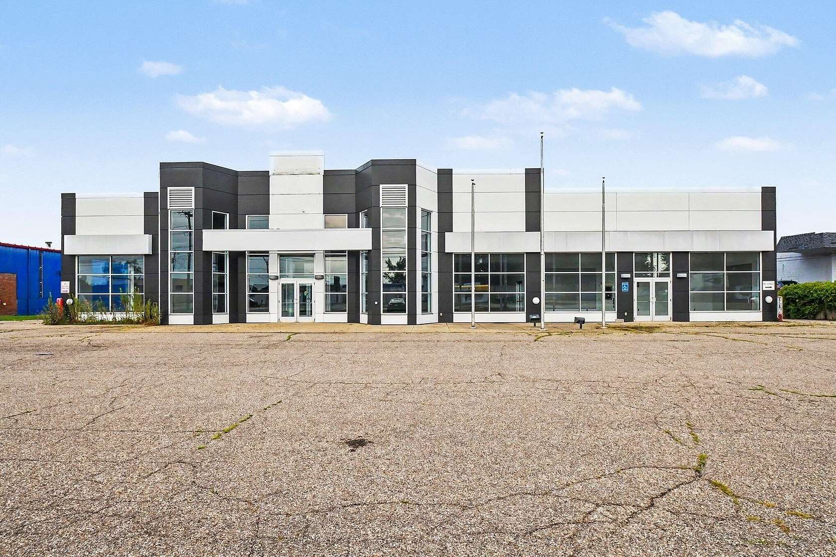 1.65 Acres of Improved Commercial Land for Sale in Benton Harbor, Michigan