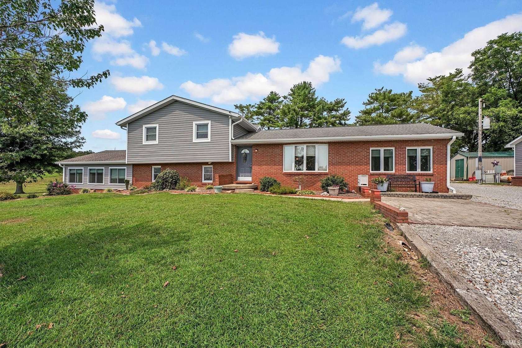 7 Acres of Land with Home for Sale in Allendale, Illinois