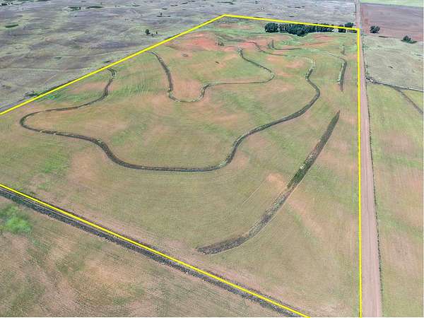 80 Acres of Land for Auction in Laverne, Oklahoma