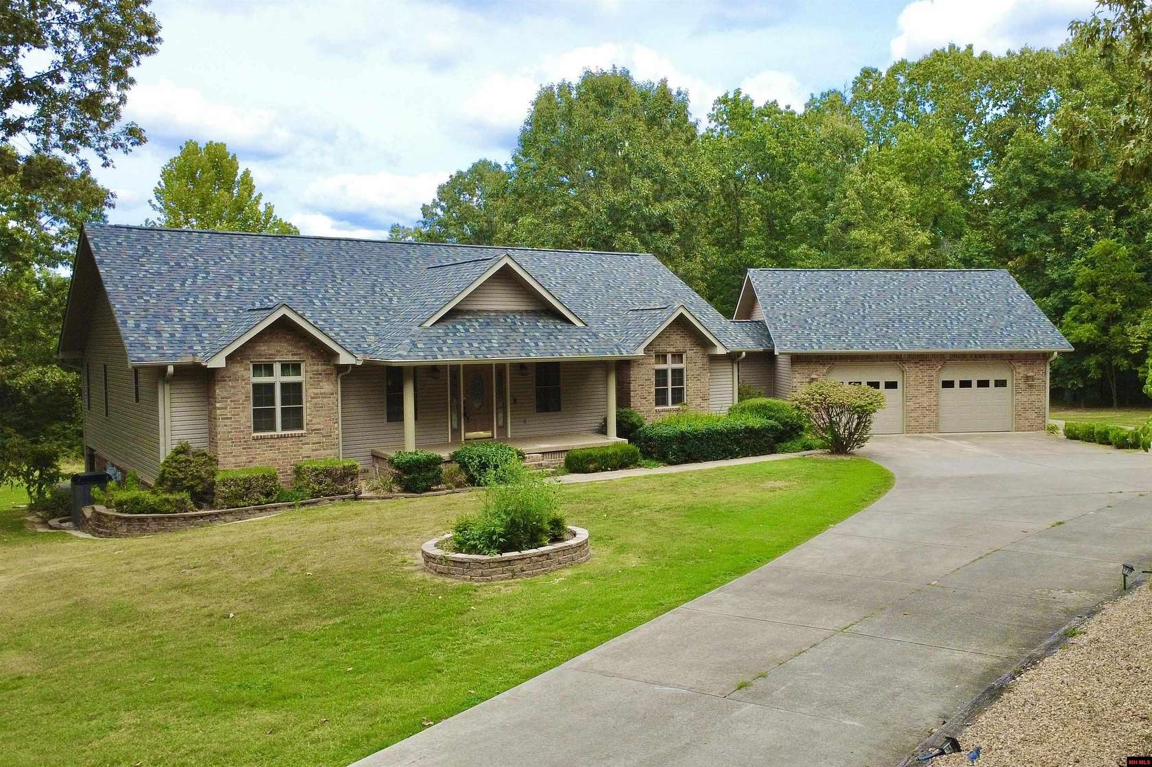 10 Acres of Land with Home for Sale in Mountain Home, Arkansas