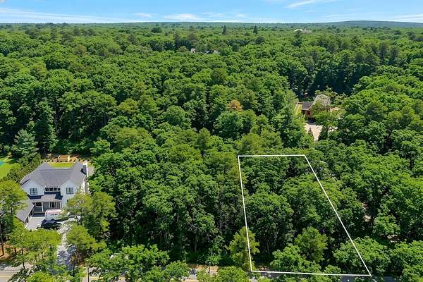 0.48 Acres of Land for Sale in East Hampton, New York