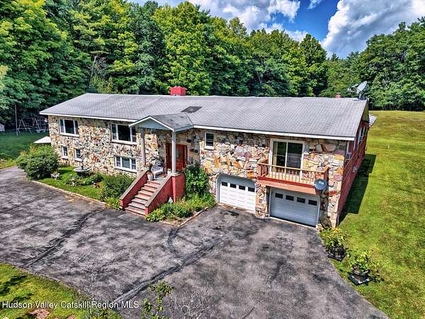 9.52 Acres of Land with Home for Sale in Purling, New York
