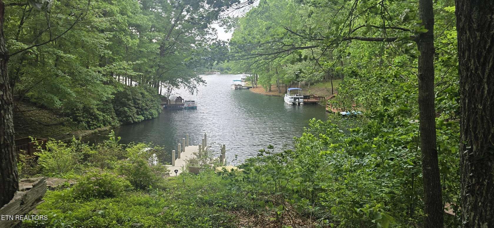 1 Acre of Residential Land for Sale in Crossville, Tennessee
