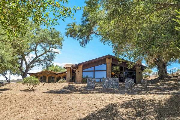6 Acres of Land with Home for Sale in Valley Center, California