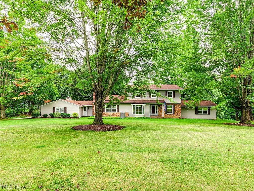1.58 Acres of Land with Home for Sale in Akron, Ohio