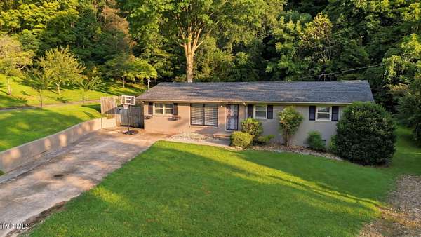 1.6 Acres of Land with Home for Sale in Kingsport, Tennessee