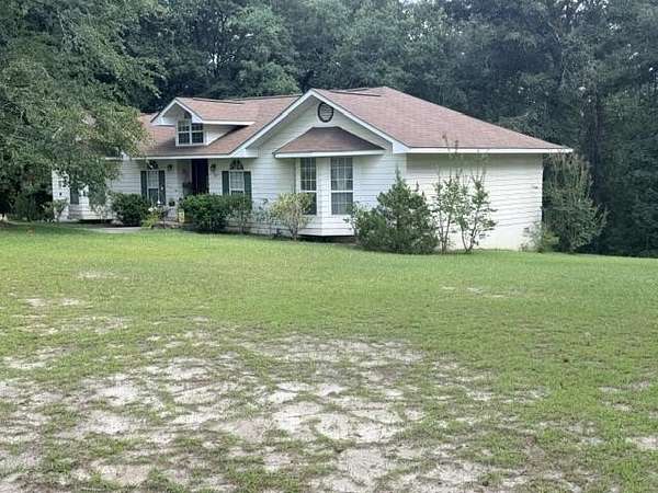 2.17 Acres of Land with Home for Sale in Macon, Georgia