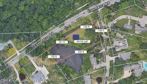 1 Acre of Residential Land for Sale in Orchard Lake, Michigan