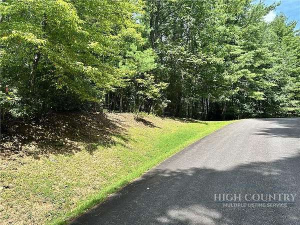 3 Acres of Residential Land for Sale in Jefferson, North Carolina