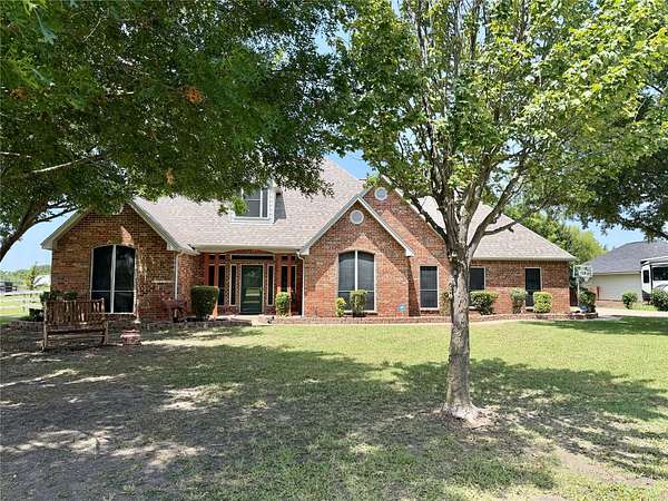3 Acres of Land with Home for Sale in Waxahachie, Texas