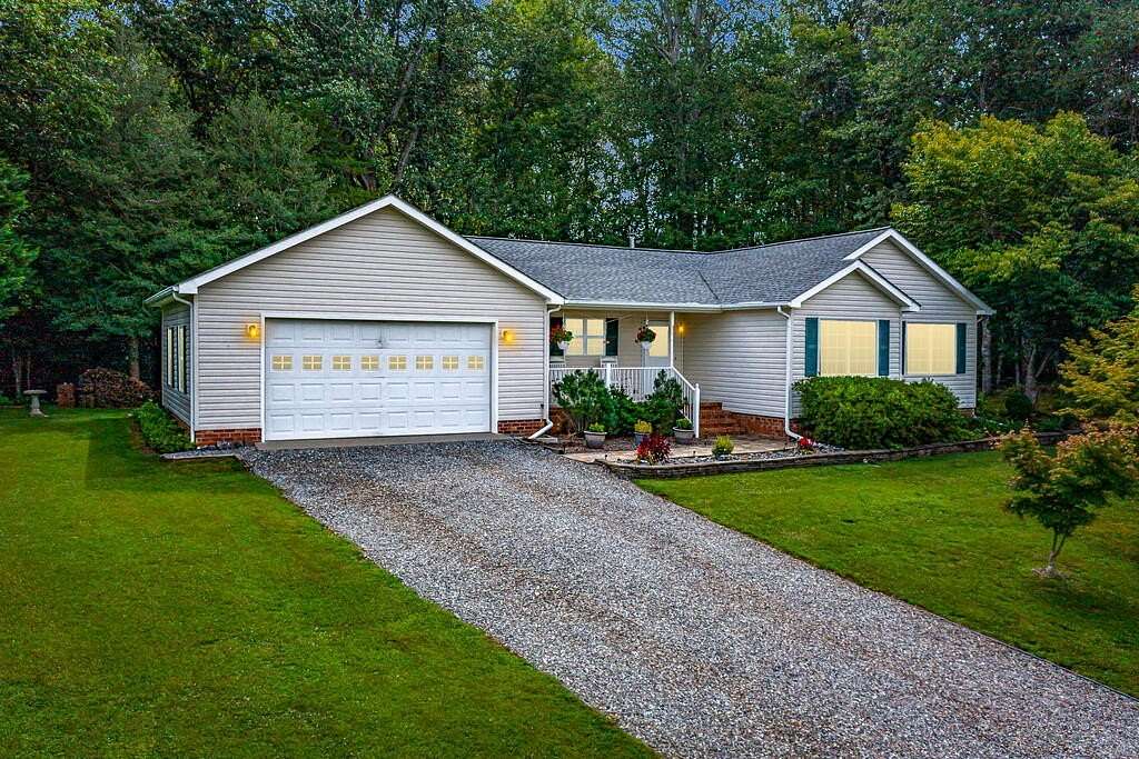 2 Acres of Land with Home for Sale in Heathsville, Virginia