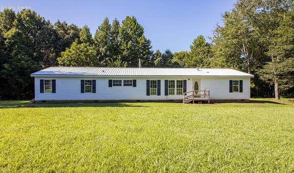 3 Acres of Land with Home for Sale in Dawson Springs, Kentucky