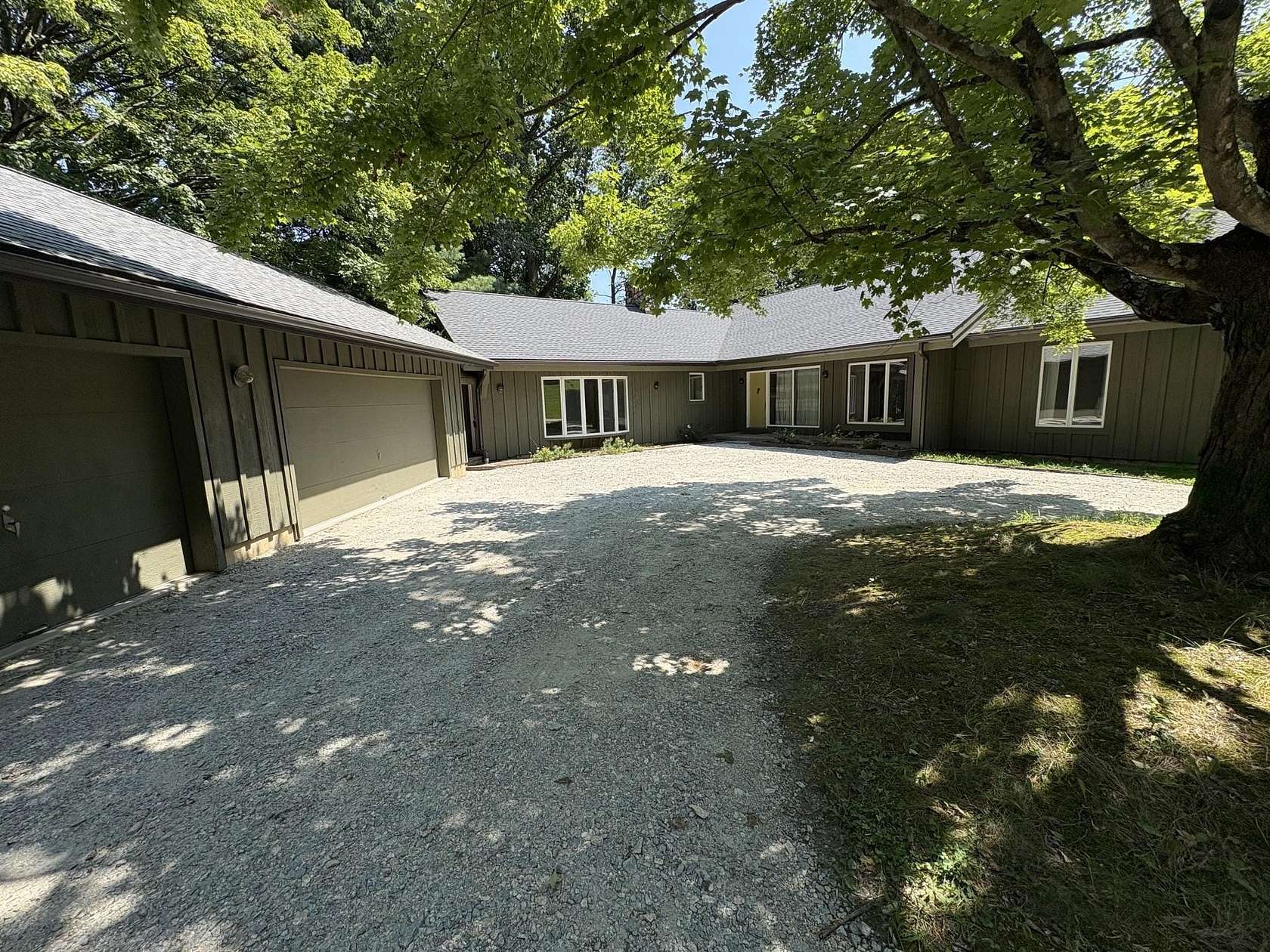 11.8 Acres of Recreational Land with Home for Sale in Landenberg, Pennsylvania