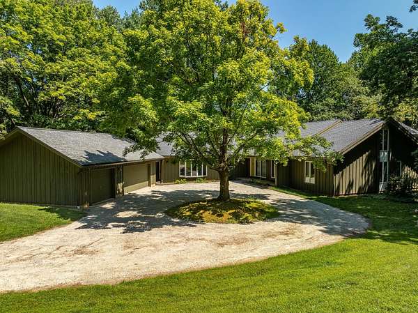 3.7 Acres of Land with Home for Sale in Landenberg, Pennsylvania