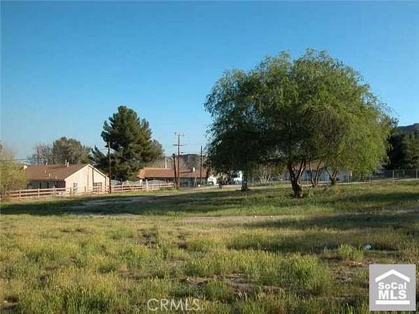 1 Acre of Residential Land for Sale in Castaic, California