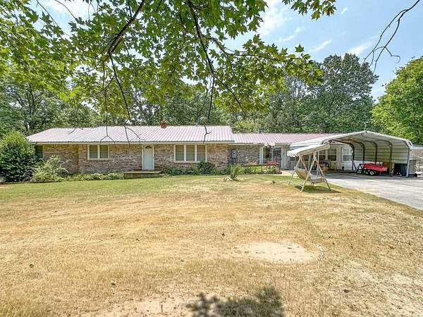1.8 Acres of Land with Home for Sale in Cave City, Arkansas