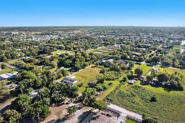 3 Acres of Land with Home for Sale in Southwest Ranches, Florida