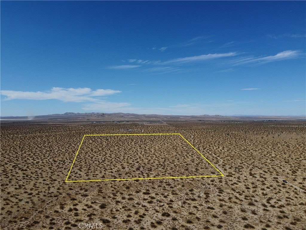 20 Acres of Land for Sale in El Mirage, California