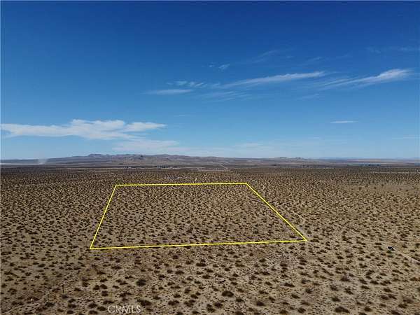 20 Acres of Land for Sale in El Mirage, California