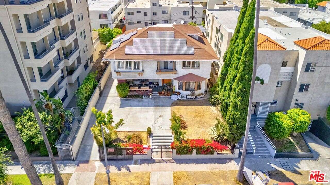 0.2 Acres of Land for Sale in Los Angeles, California