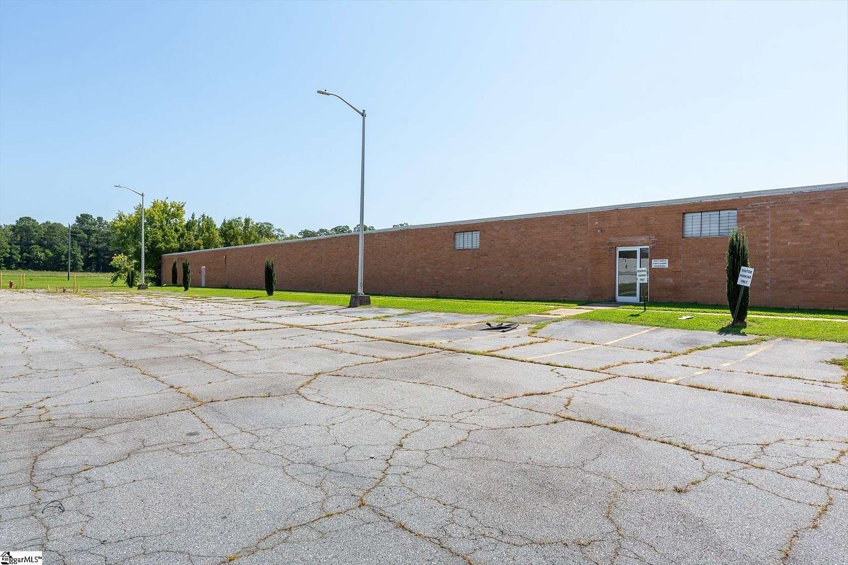 15.1 Acres of Commercial Land for Sale in Clinton, South Carolina