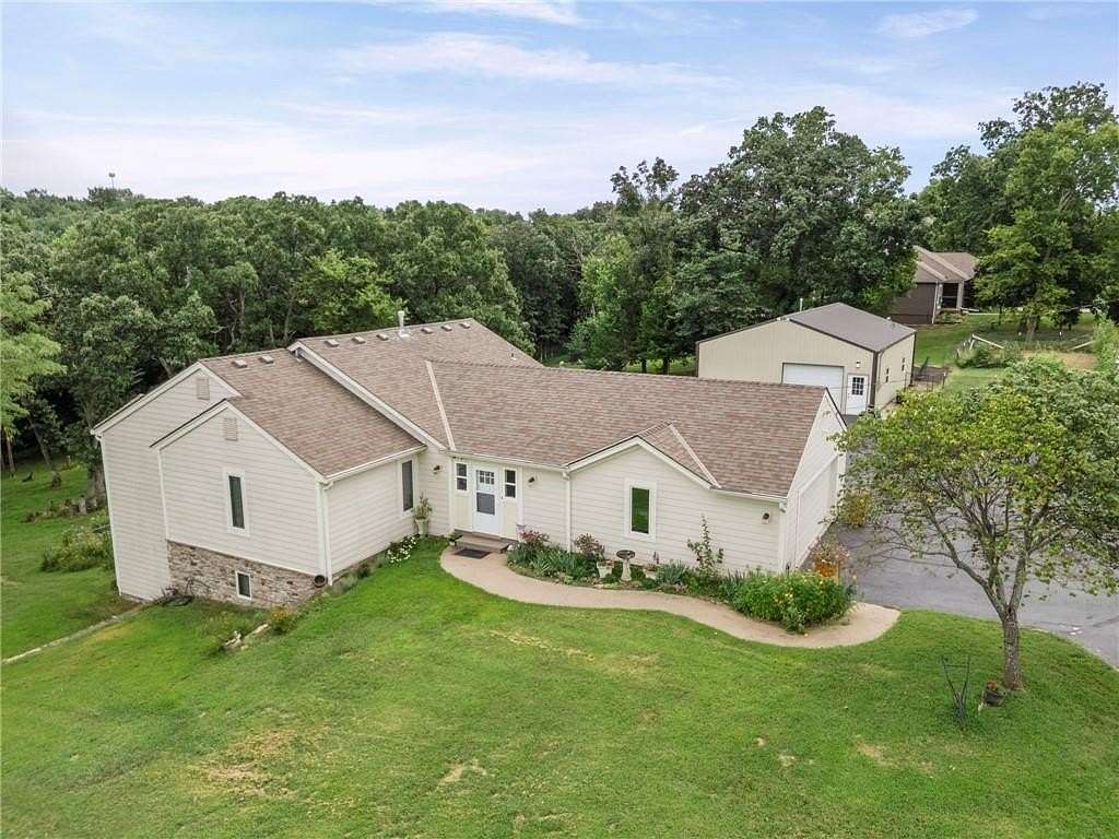 1.64 Acres of Land with Home for Sale in De Soto, Kansas