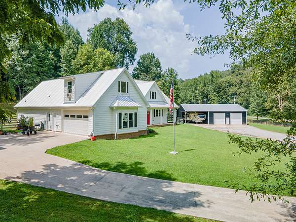 14.1 Acres of Land with Home for Sale in Pulaski, Tennessee