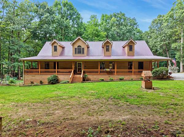 4 Acres of Land with Home for Sale in Monterey, Tennessee