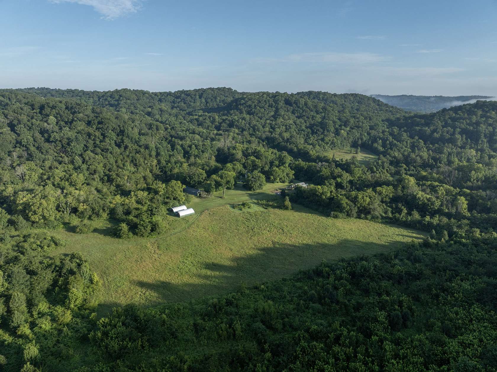 424 Acres of Land for Sale in Ashland City, Tennessee