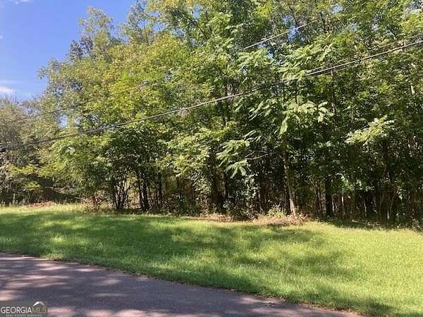 0.67 Acres of Land for Sale in Milledgeville, Georgia