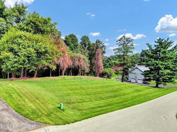 1.25 Acres of Residential Land for Sale in Goshen, Kentucky
