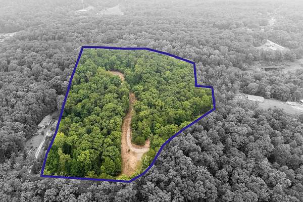 9 Acres of Residential Land for Sale in Clay City, Kentucky