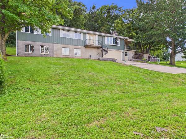 2.2 Acres of Land with Home for Sale in Niota, Illinois