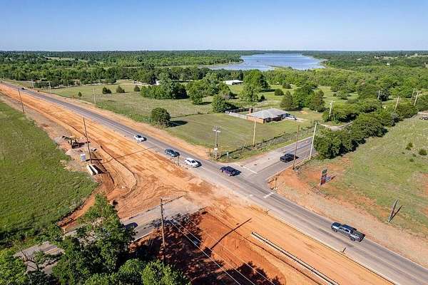 5 Acres of Improved Commercial Land for Sale in Newalla, Oklahoma