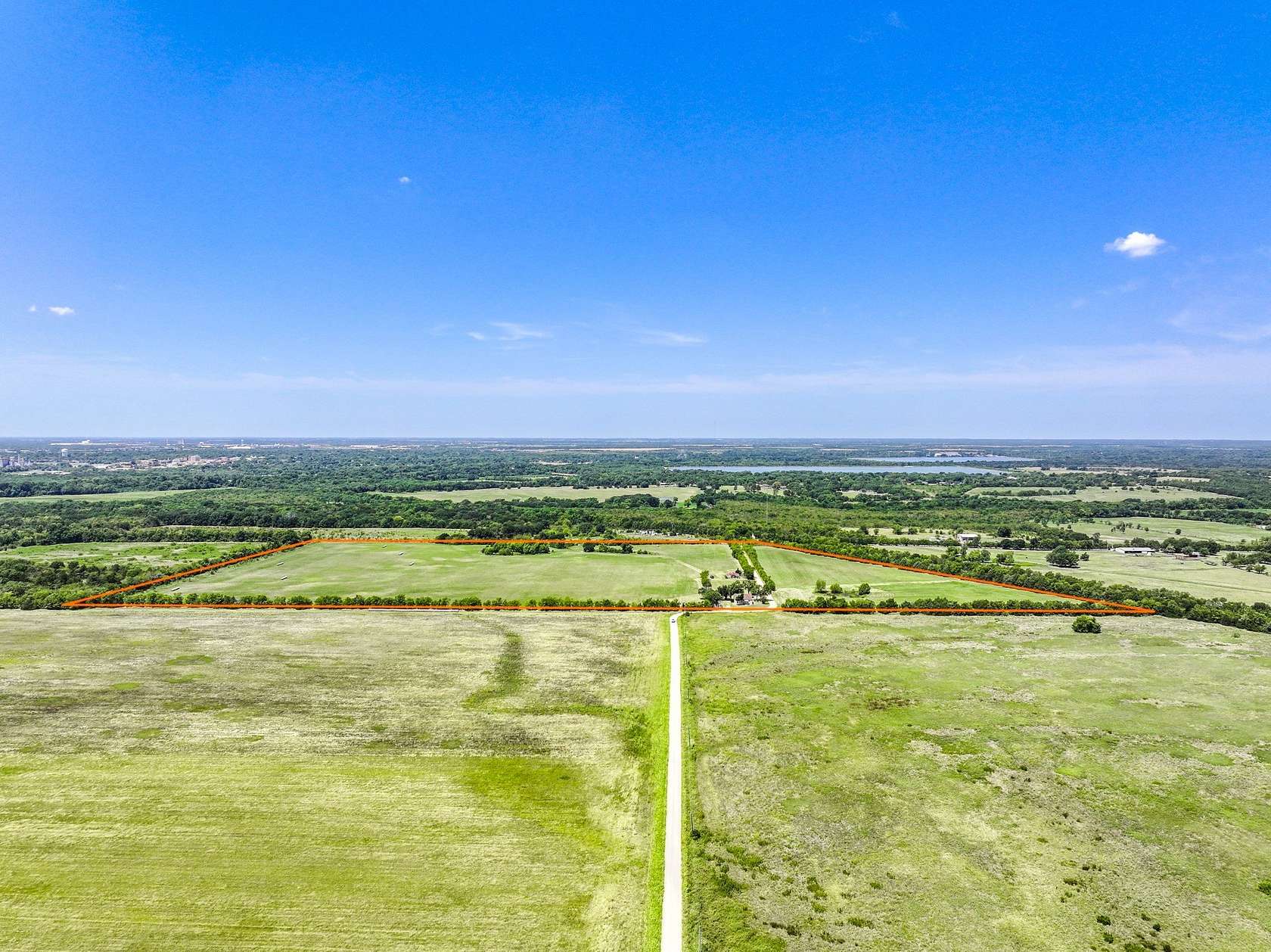 56 Acres of Agricultural & Residential Land for Sale in Greenville, Texas