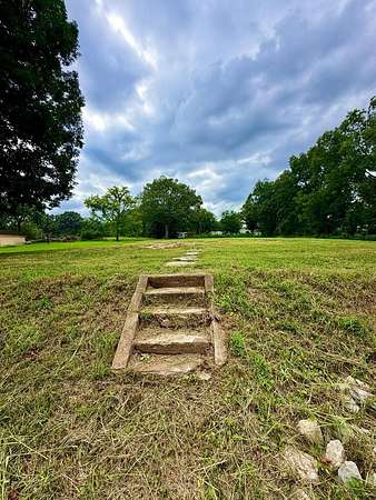 1.2 Acres of Residential Land for Sale in Puryear, Tennessee