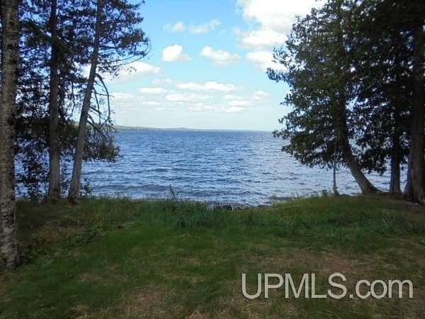 1.1 Acres of Residential Land for Sale in Marenisco, Michigan