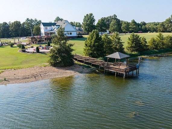 320 Acres of Land with Home for Sale in Lafe, Arkansas