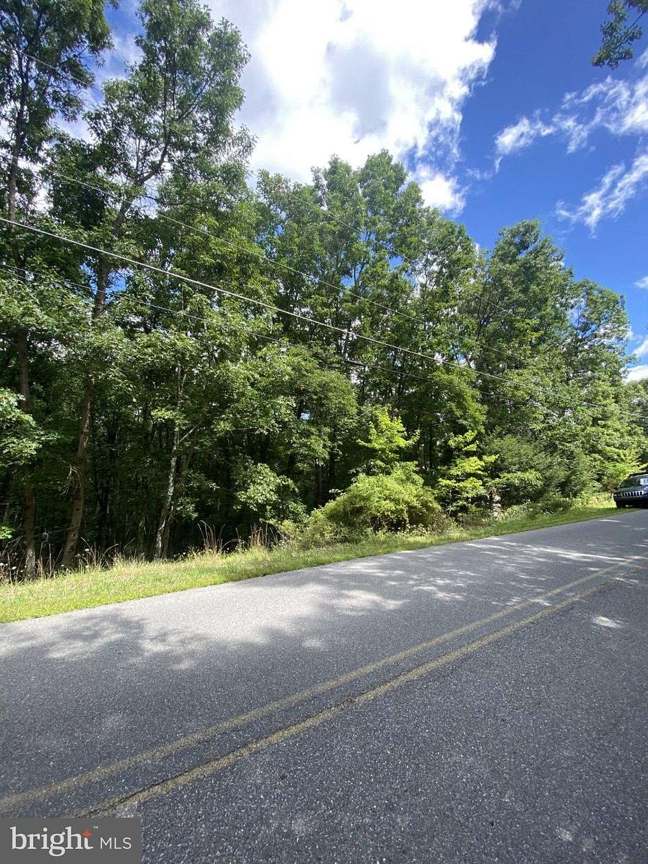 1 Acre of Land for Sale in Effort, Pennsylvania