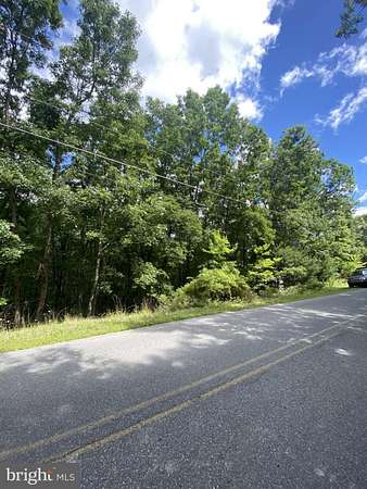 1 Acre of Land for Sale in Effort, Pennsylvania