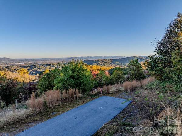 3.5 Acres of Residential Land for Sale in Hendersonville, North Carolina